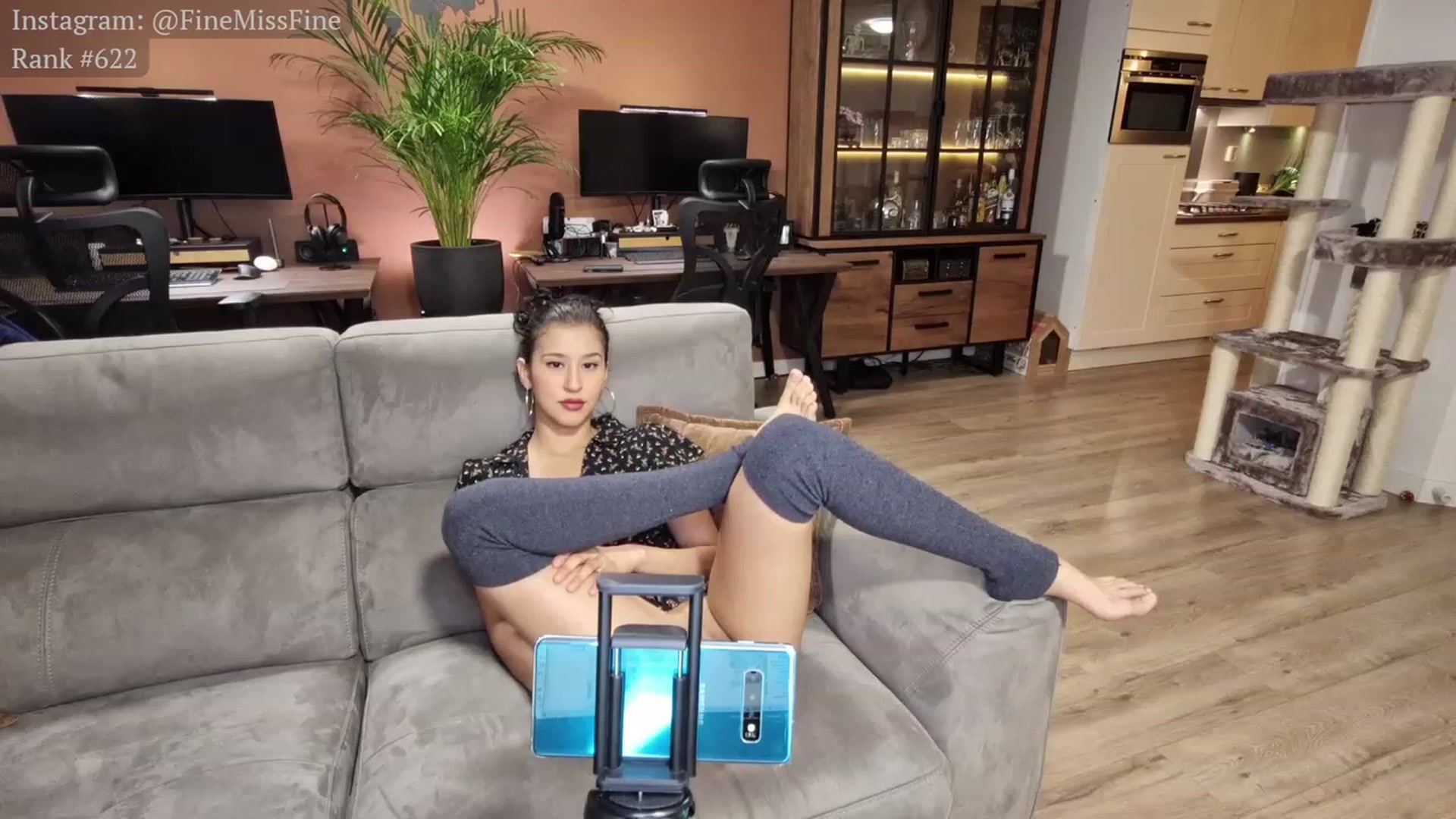 Gallery image thumbnail from MissFine's myfreecams stream on, 11/17/2022, 05:56 image 4 of 20