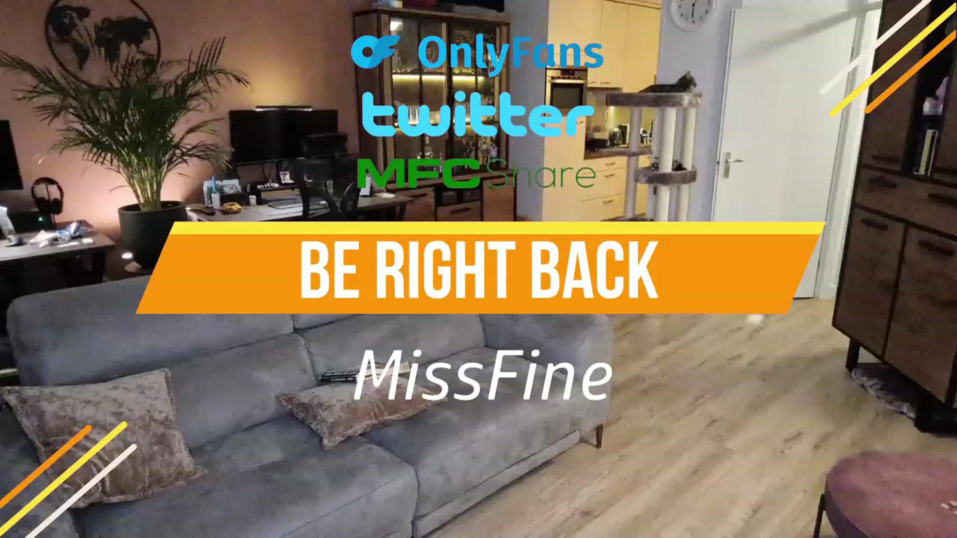 Gallery image thumbnail from MissFine's myfreecams stream on, 12/03/2022, 06:05 image 13 of 20