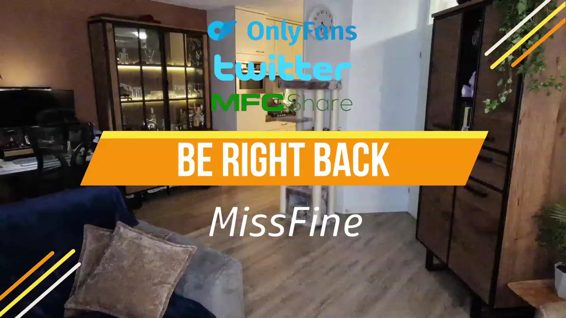 Gallery image thumbnail from MissFine's myfreecams stream on, 12/18/2022, 06:29 image 9 of 20