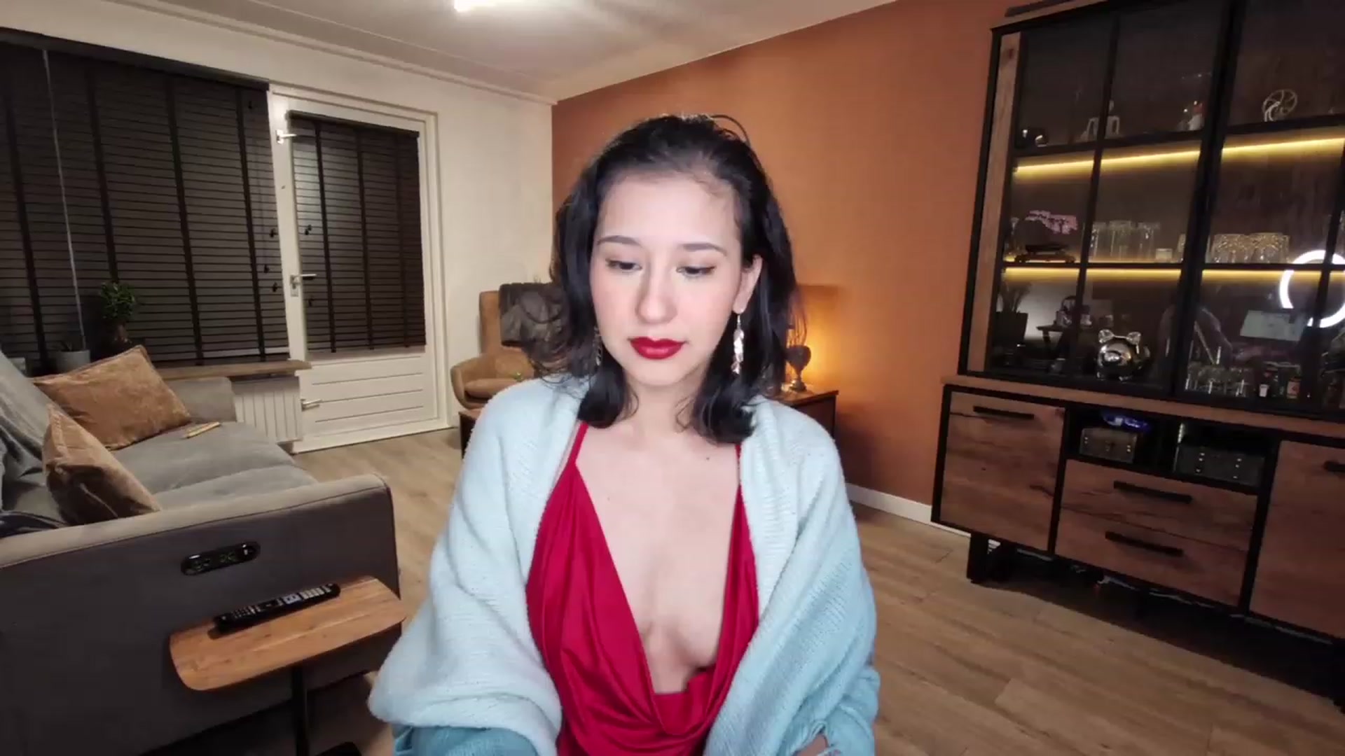 Gallery image thumbnail from MissFine's myfreecams stream on, 12/24/2022, 06:25 image 1 of 20