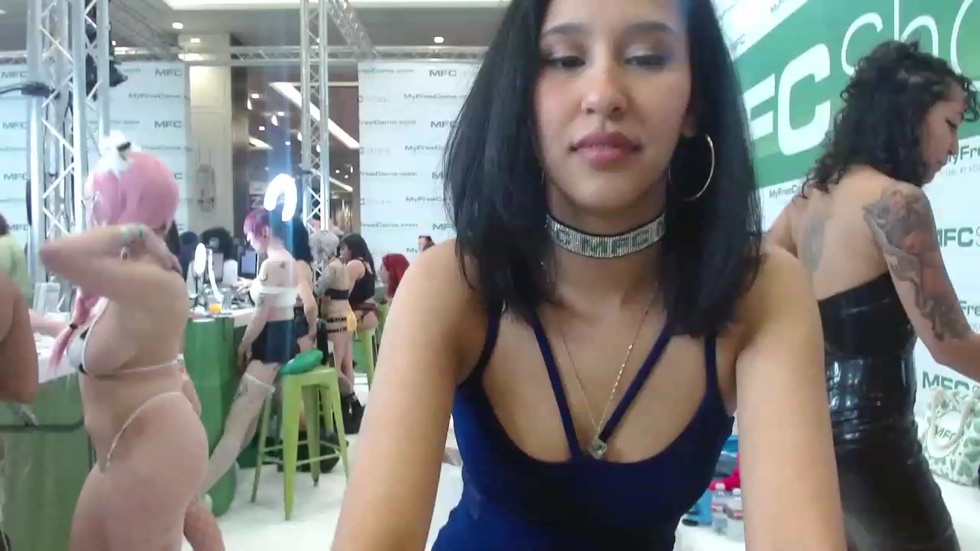 Gallery image thumbnail from MissFine's myfreecams stream on, 01/07/2023, 01:02 image 12 of 20
