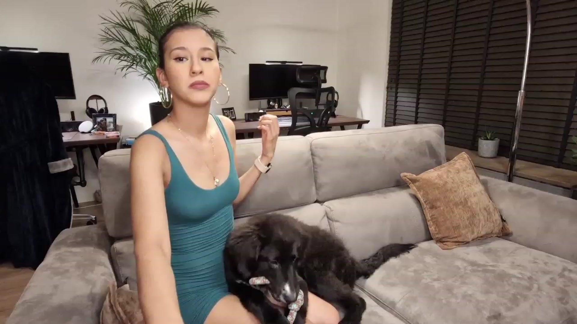 Gallery image thumbnail from MissFine's myfreecams stream on, 01/18/2023, 21:32 image 4 of 20