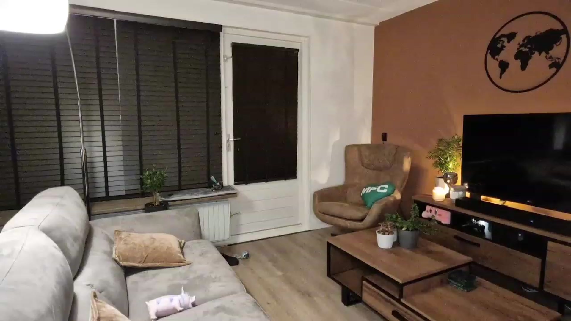 Gallery image thumbnail from MissFine's myfreecams stream on, 01/19/2023, 22:44 image 14 of 20
