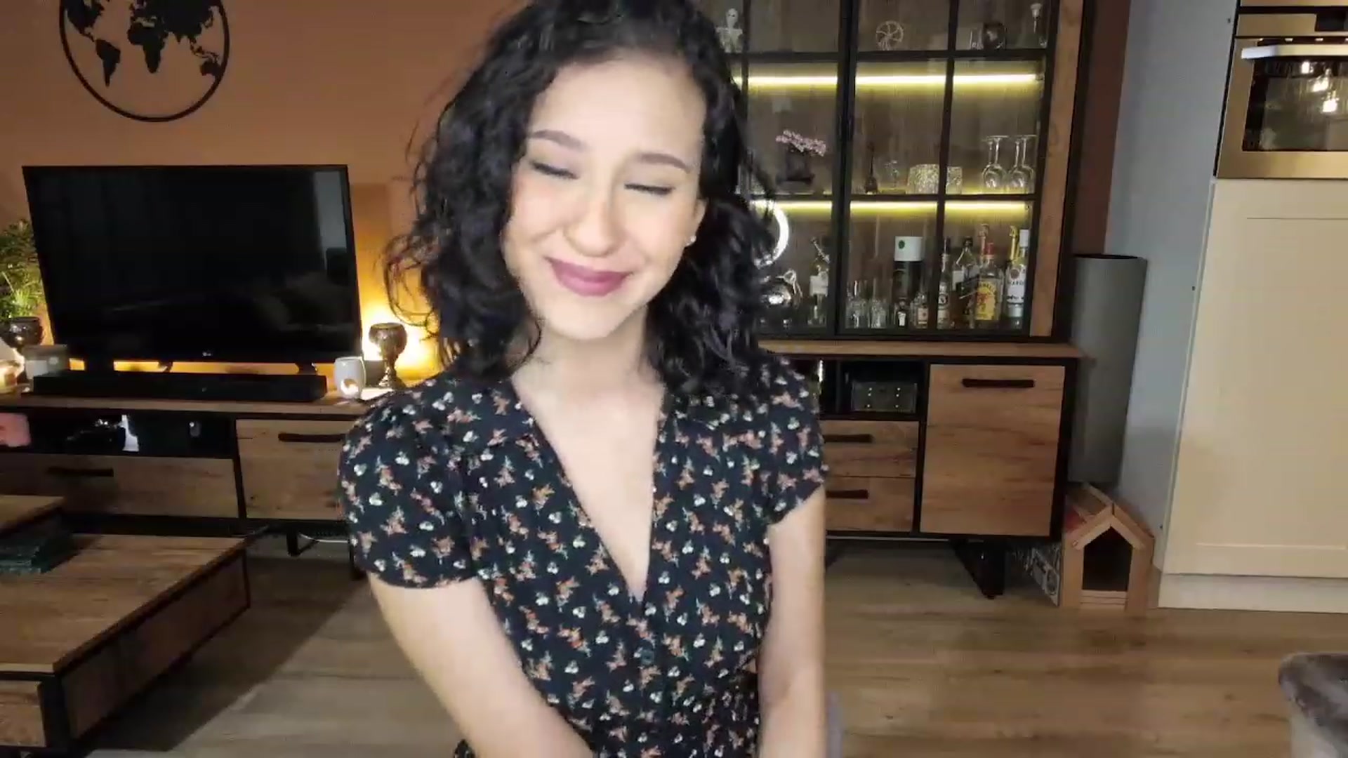 Gallery image thumbnail from MissFine's myfreecams stream on, 01/21/2023, 21:43 image 19 of 20