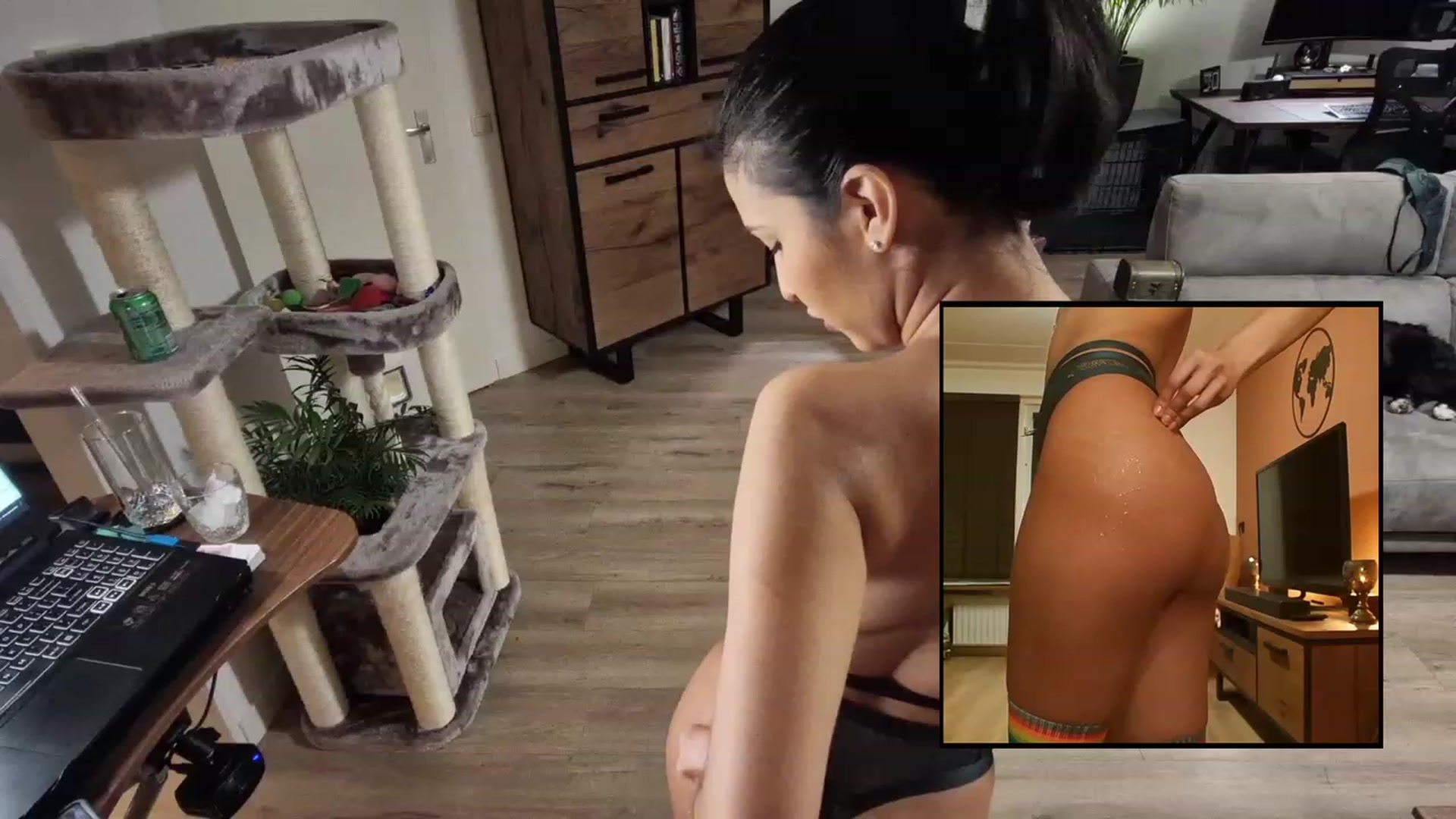 Gallery image thumbnail from MissFine's myfreecams stream on, 01/30/2023, 23:10 image 11 of 20