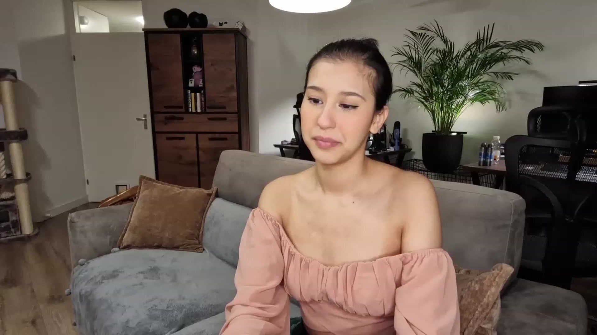 Gallery image thumbnail from MissFine's myfreecams stream on, 03/20/2023, 05:10 image 1 of 20