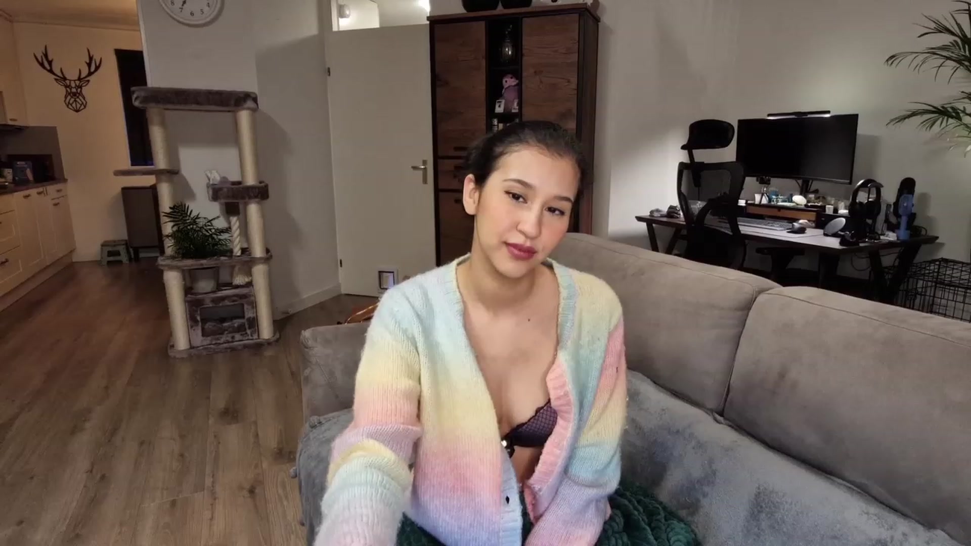 Gallery image thumbnail from MissFine's myfreecams stream on, 03/20/2023, 06:09 image 20 of 20
