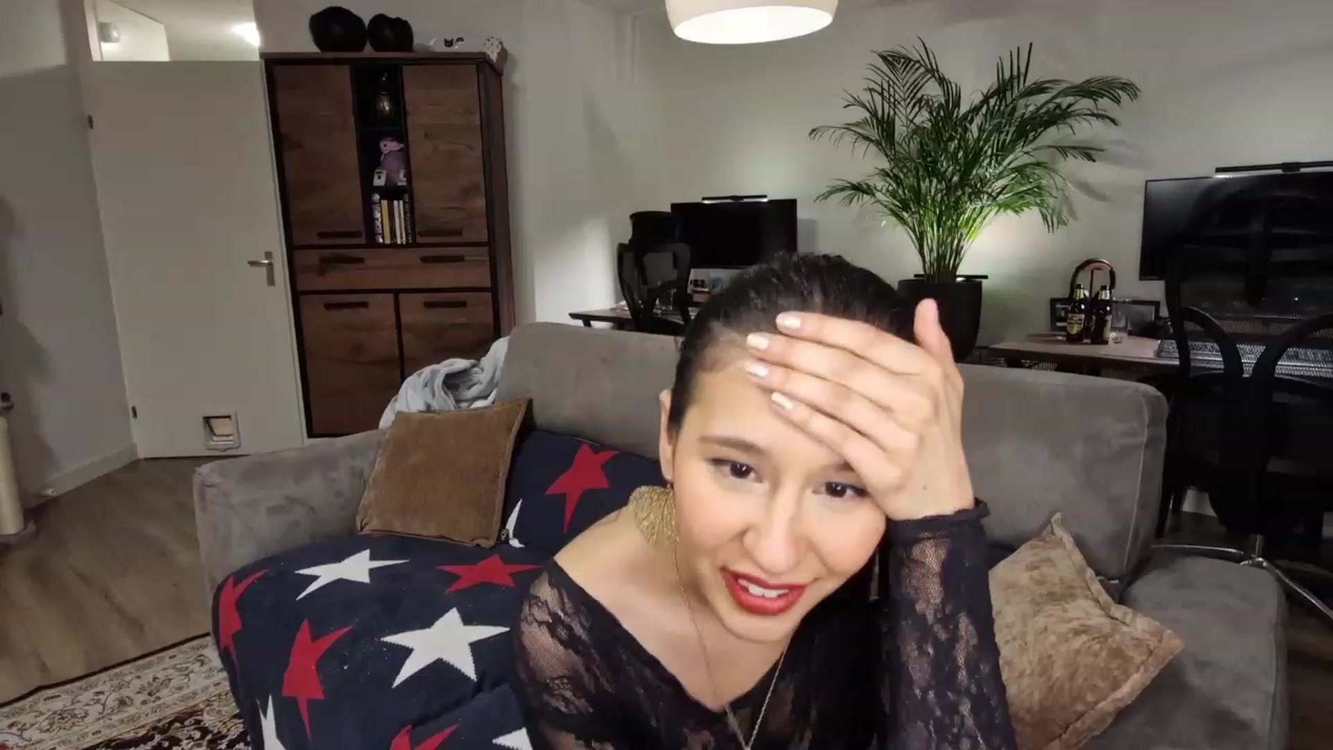 Gallery image thumbnail from MissFine's myfreecams stream on, 04/02/2023, 03:20 image 16 of 20