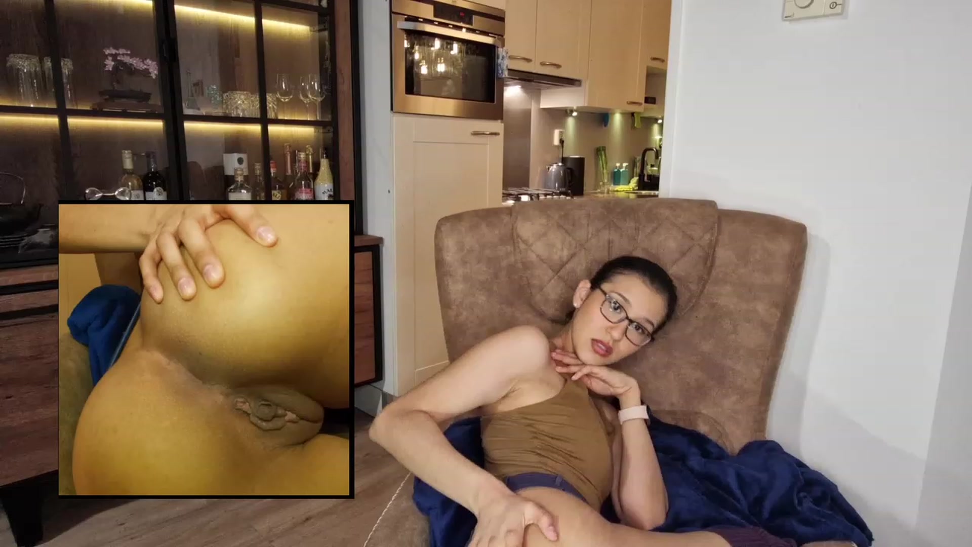 Gallery image thumbnail from MissFine's myfreecams stream on, 04/09/2023, 02:48 image 8 of 20