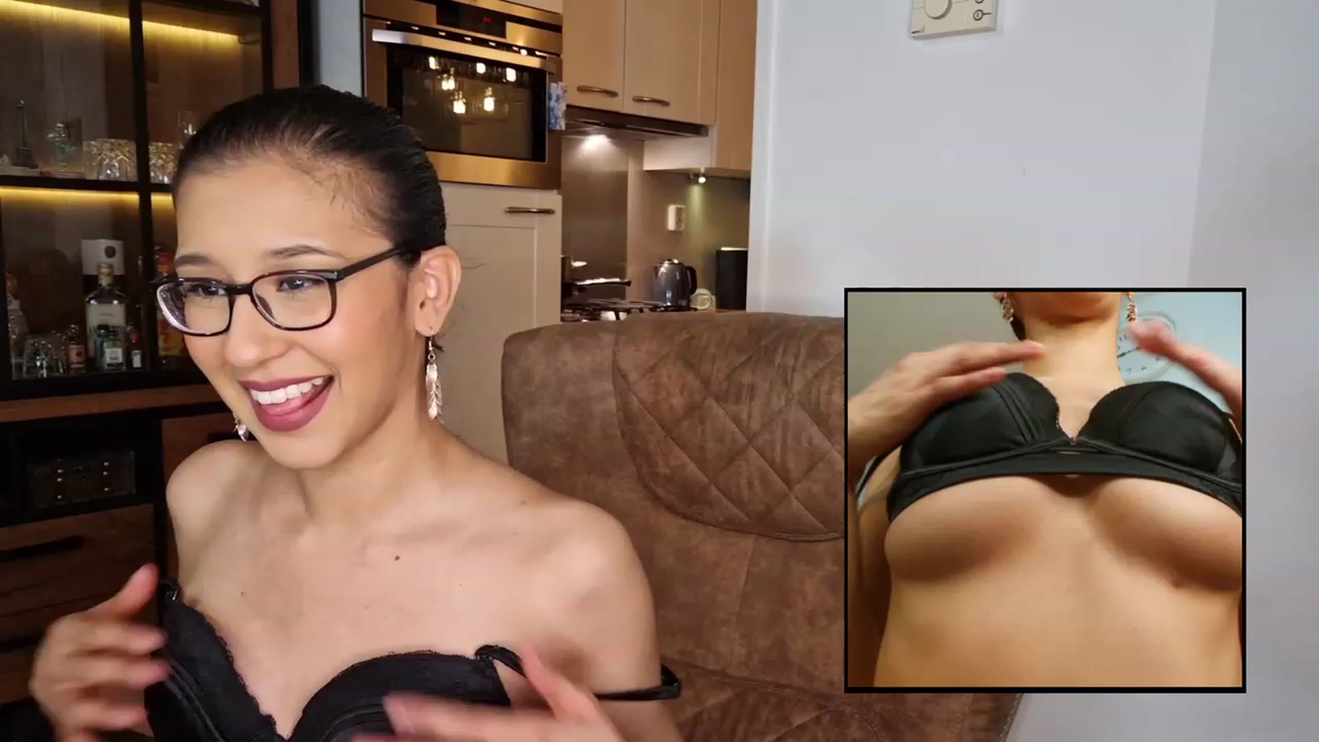 Gallery image thumbnail from MissFine's myfreecams stream on, 04/14/2023, 02:17 image 14 of 20