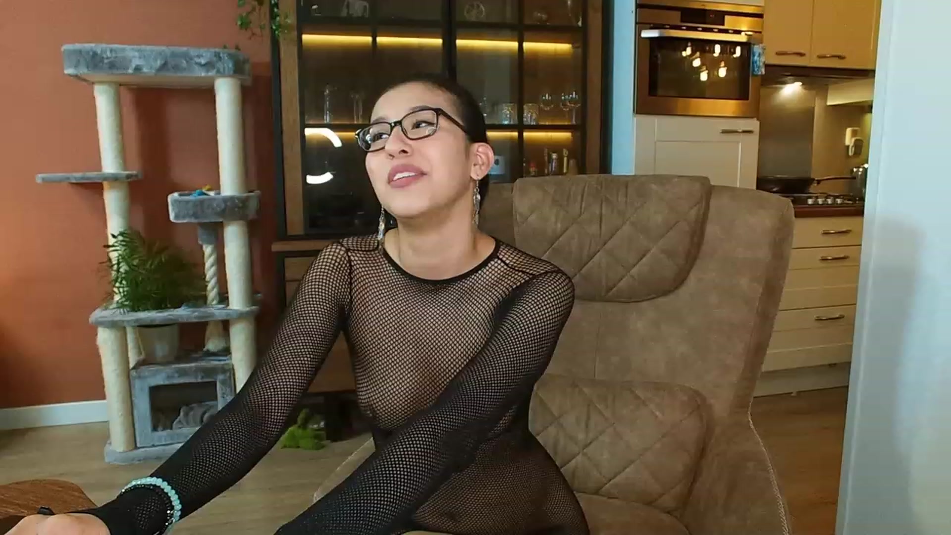 Gallery image thumbnail from MissFine's myfreecams stream on, 04/21/2023, 03:04 image 14 of 20