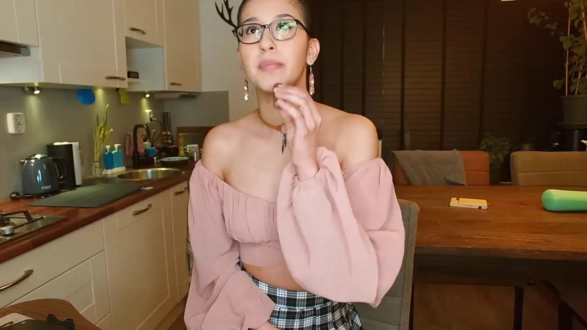 Gallery image thumbnail from MissFine's myfreecams stream on, 04/24/2023, 03:17 image 6 of 20