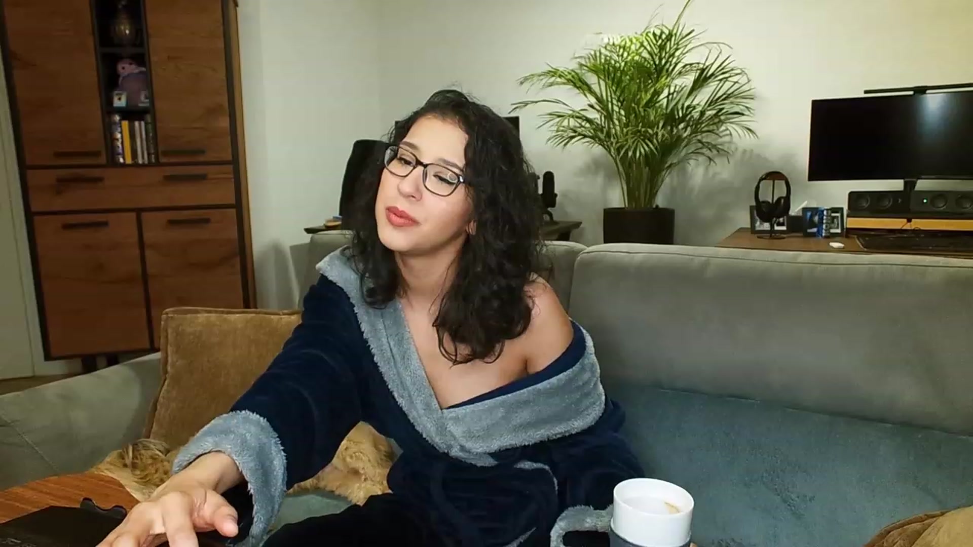 Gallery image thumbnail from MissFine's myfreecams stream on, 04/25/2023, 02:59 image 1 of 20