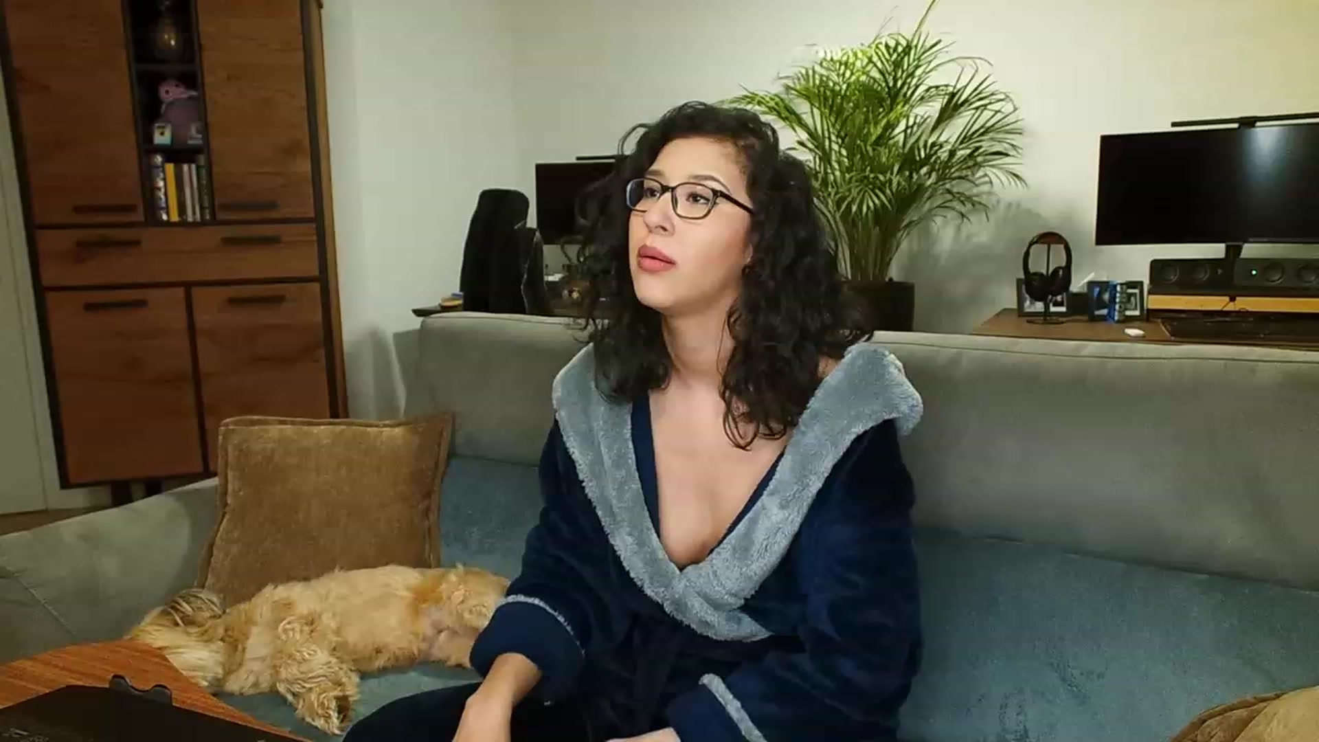 Gallery image thumbnail from MissFine's myfreecams stream on, 04/25/2023, 02:59 image 15 of 20