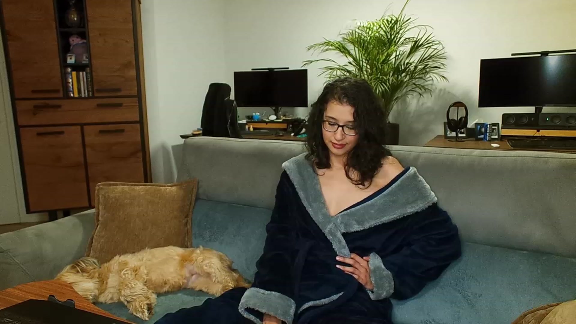 Gallery image thumbnail from MissFine's myfreecams stream on, 04/25/2023, 02:59 image 6 of 20