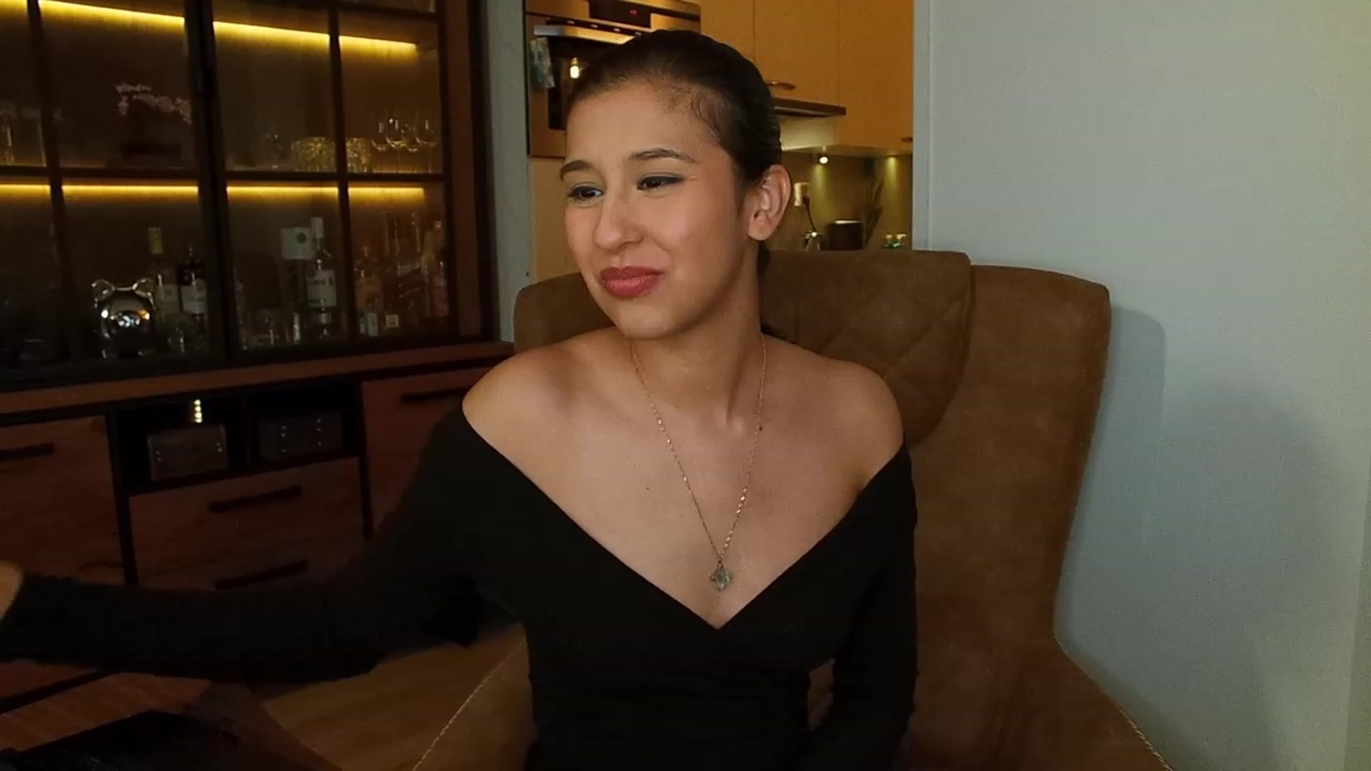 Gallery image thumbnail from MissFine's myfreecams stream on, 05/10/2023, 01:01 image 19 of 20
