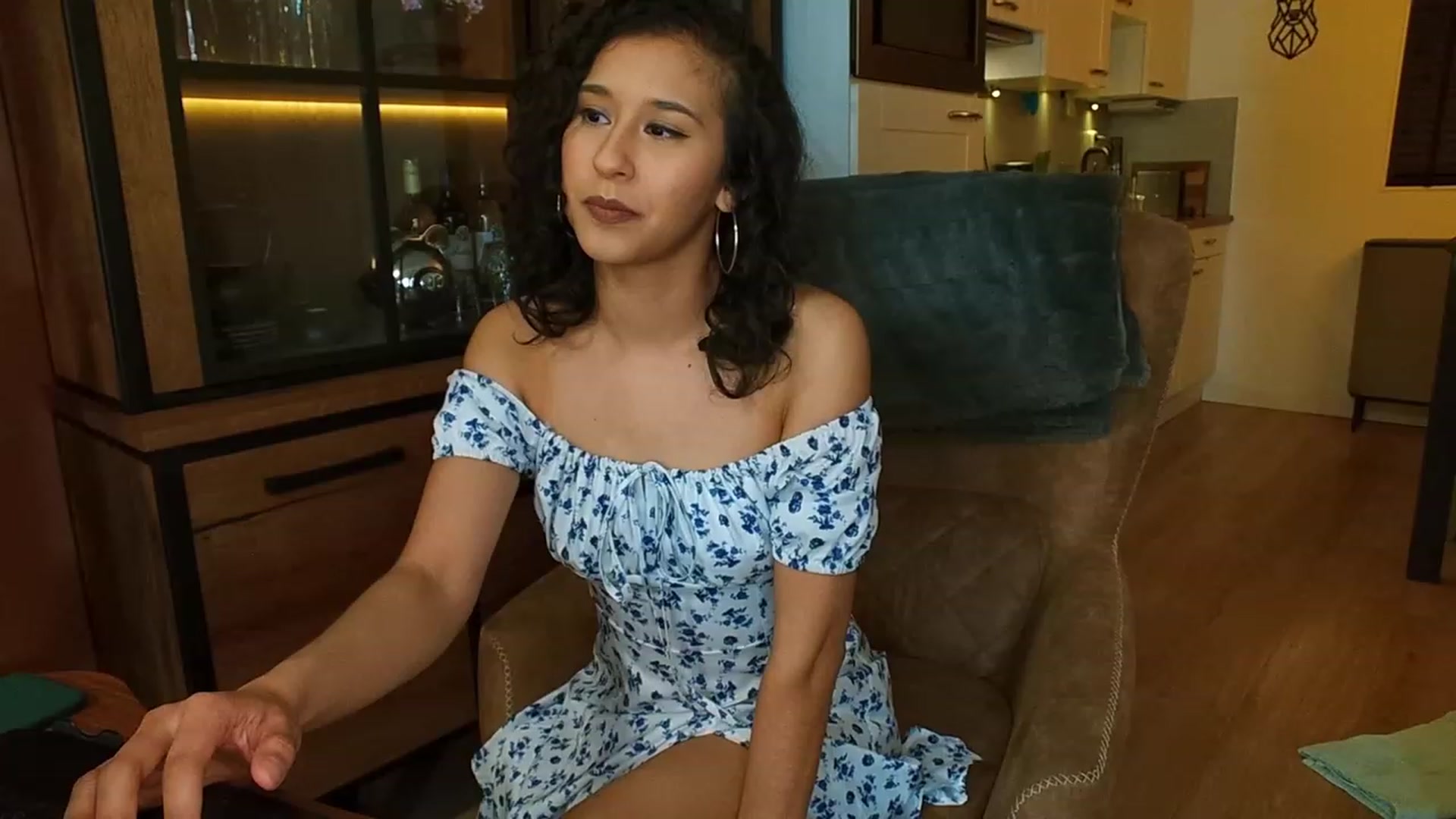 Gallery image thumbnail from MissFine's myfreecams stream on, 05/13/2023, 02:08 image 17 of 20