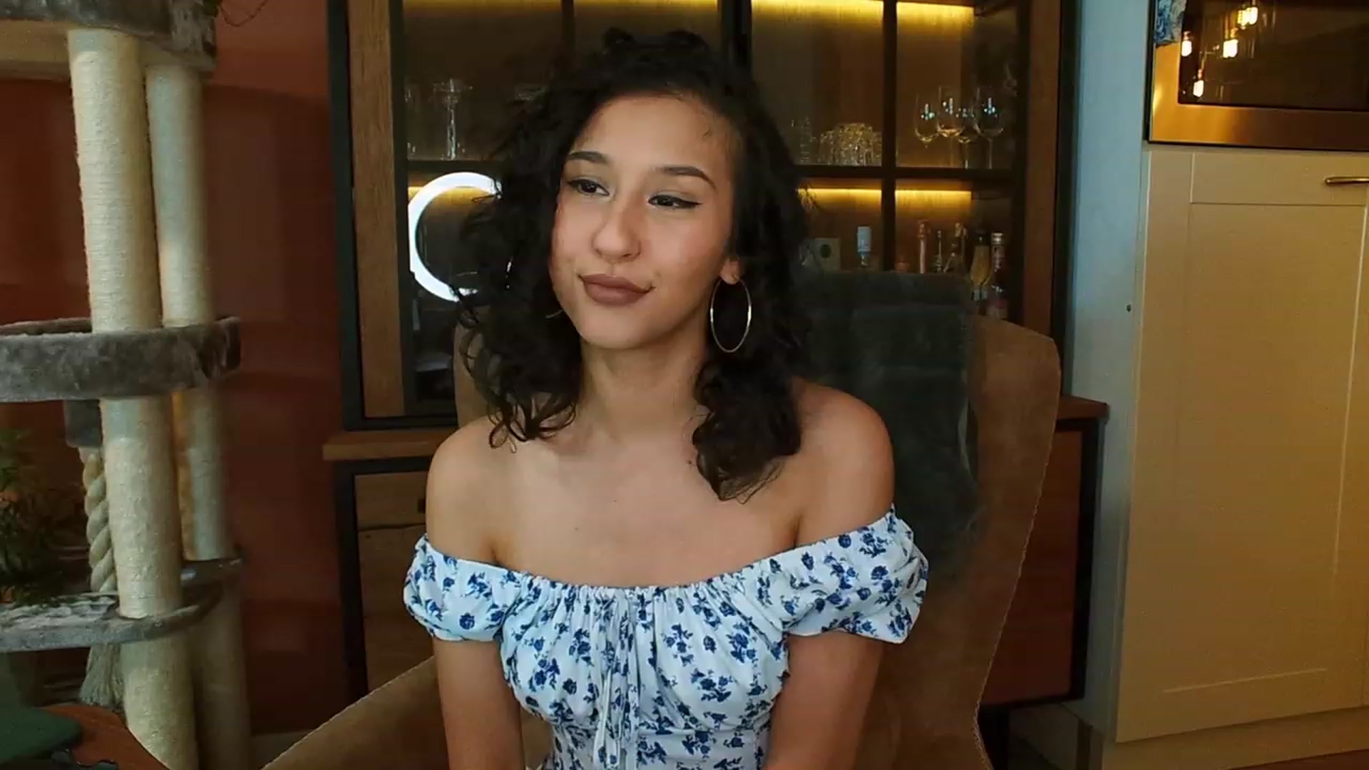 Gallery image thumbnail from MissFine's myfreecams stream on, 05/13/2023, 02:08 image 2 of 20