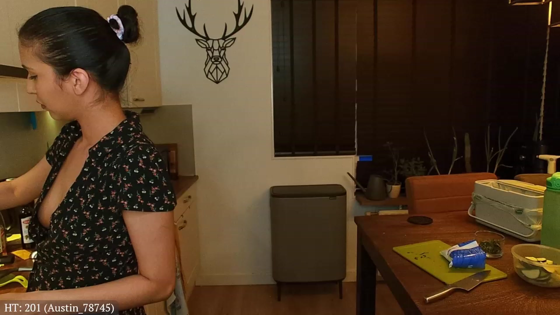 Gallery image thumbnail from MissFine's myfreecams stream on, 05/20/2023, 04:03 image 9 of 20