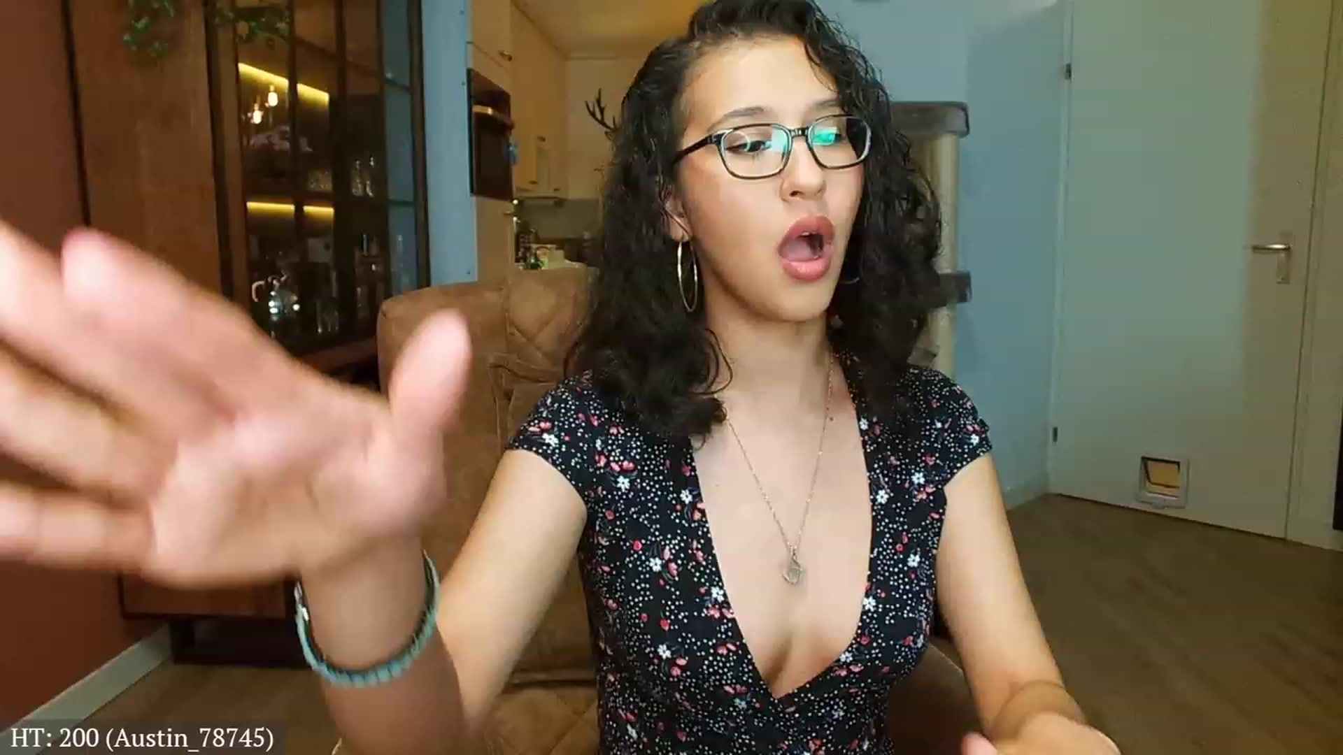 Gallery image thumbnail from MissFine's myfreecams stream on, 05/22/2023, 03:03 image 3 of 20