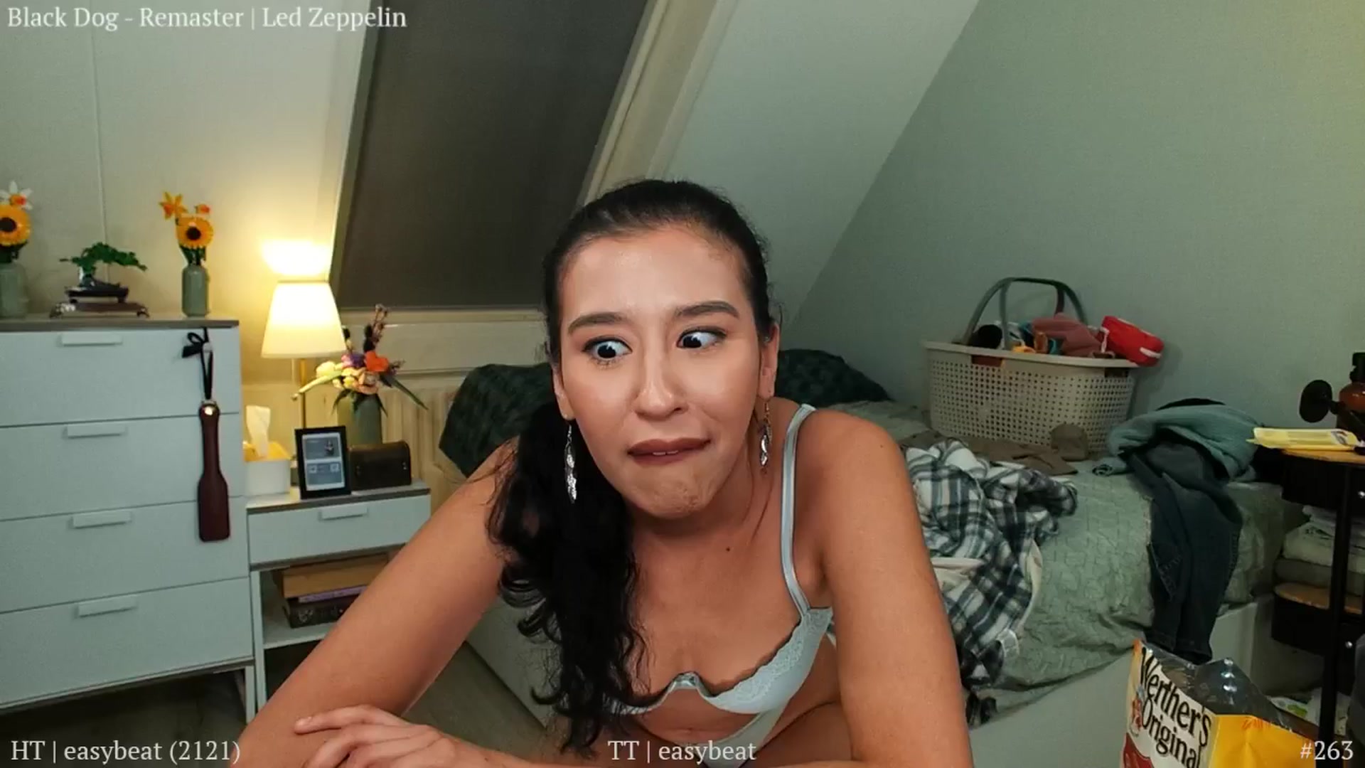 Gallery image thumbnail from MissFine's myfreecams stream on, 03/04/2025, 17:29 image 17 of 20