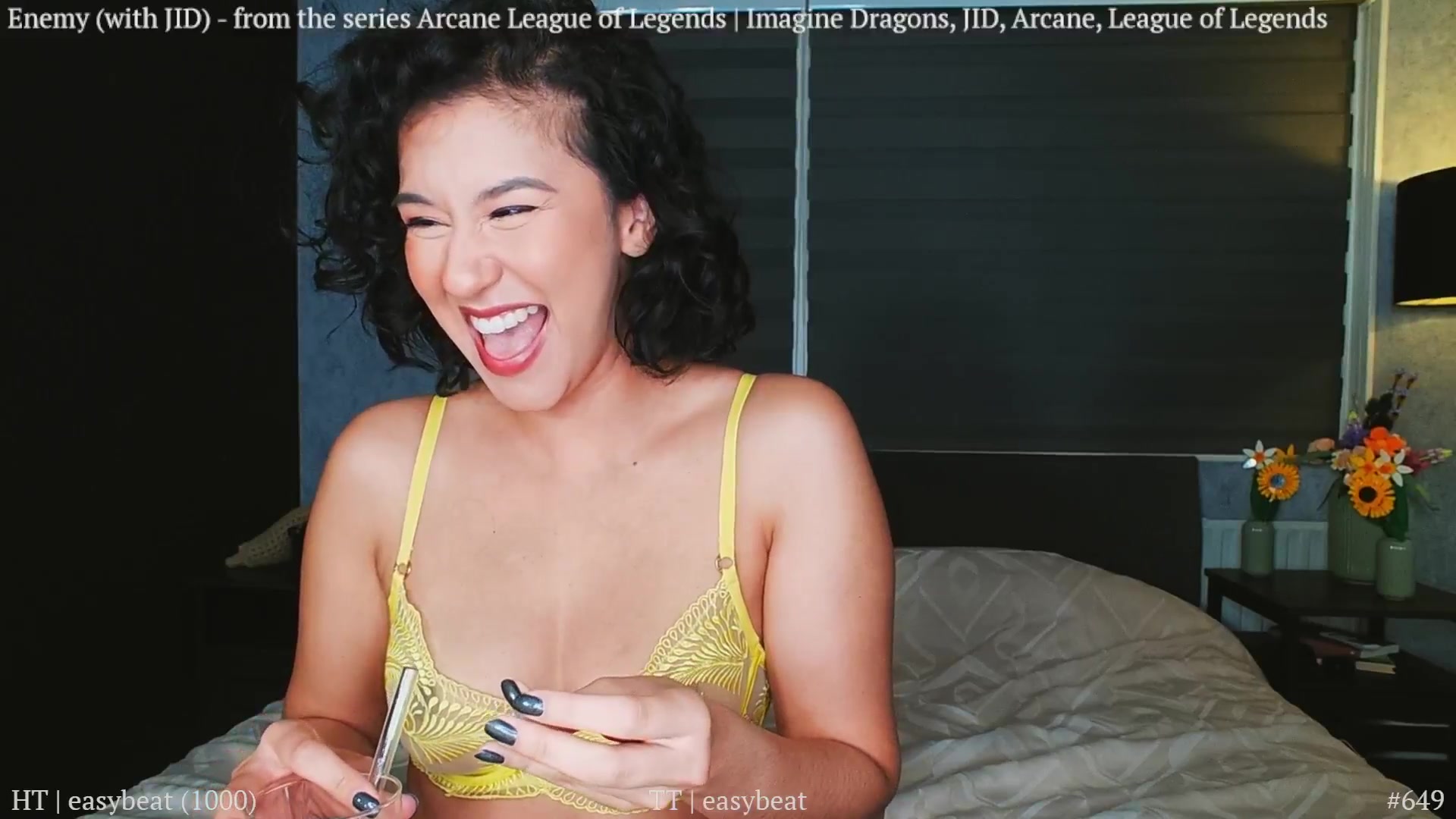 Gallery image thumbnail from MissFine's myfreecams stream on, 09/28/2025, 19:23 image 8 of 20