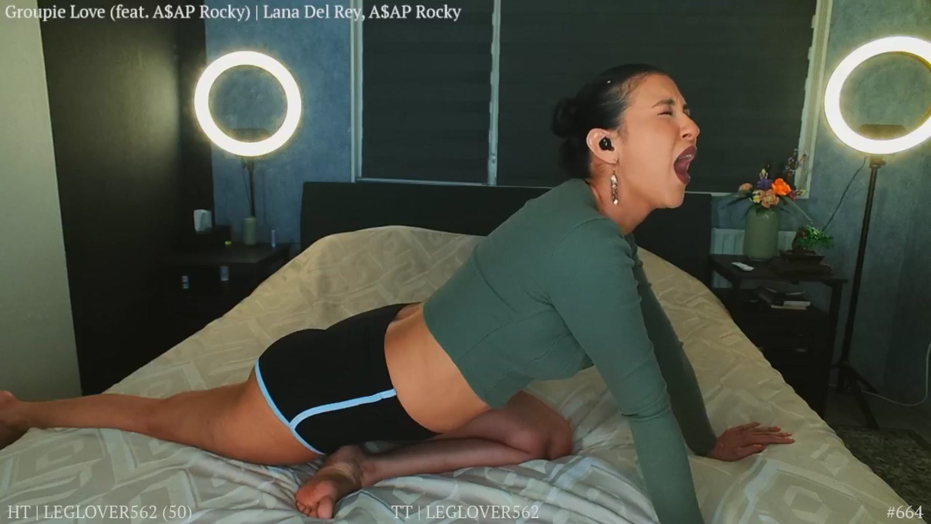 Gallery image thumbnail from MissFine's myfreecams stream on, 11/19/2025, 23:09 image 18 of 20