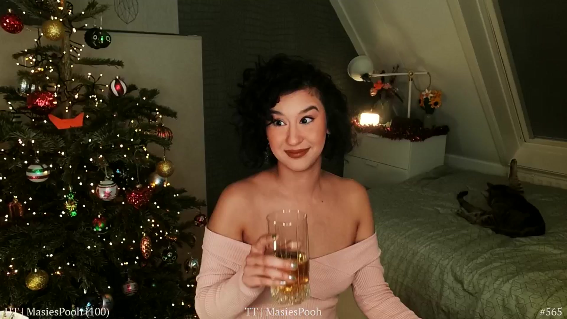 Gallery image thumbnail from MissFine's myfreecams stream on, 12/31/2025, 06:45 image 1 of 20