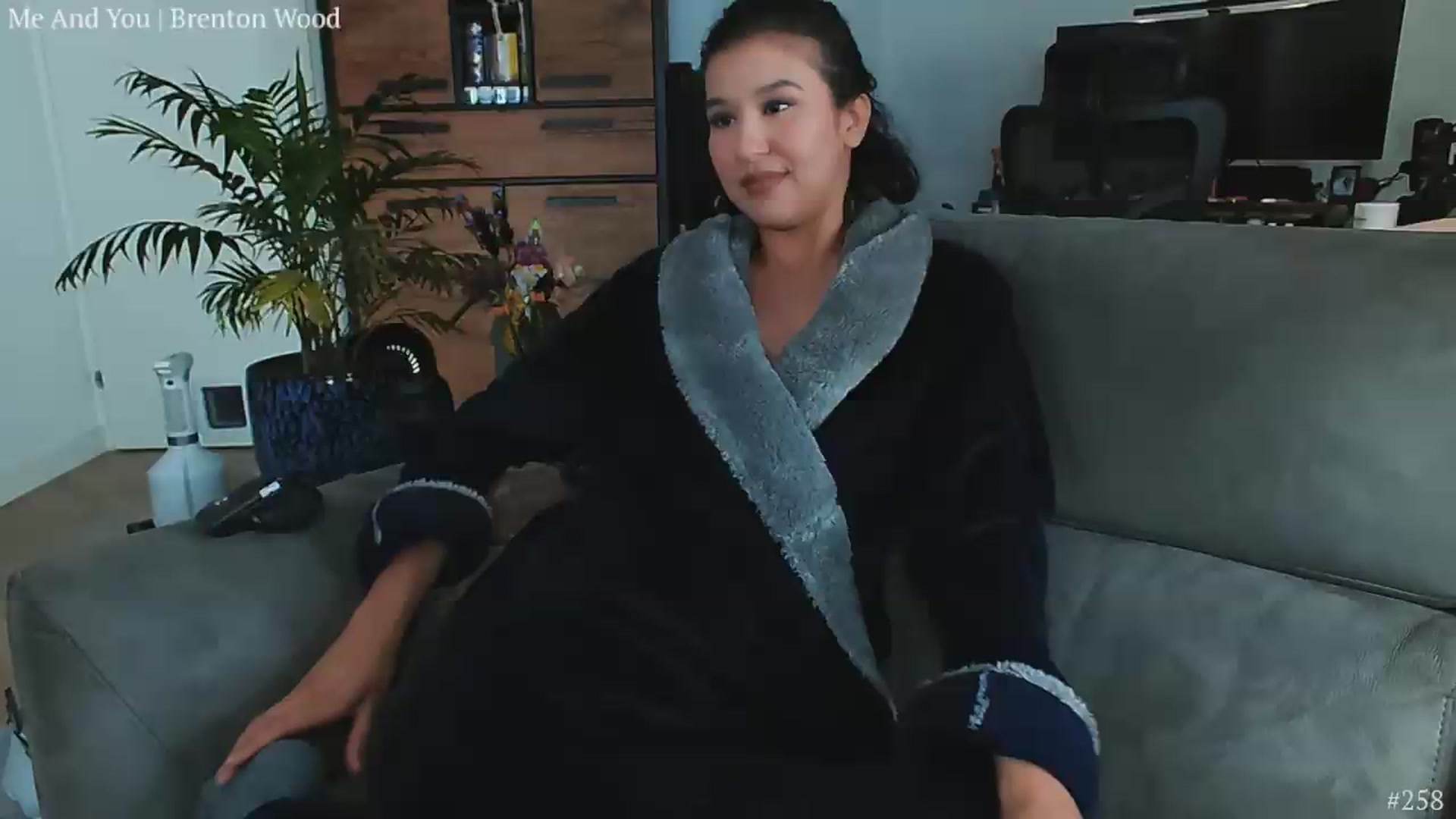 Gallery image thumbnail from MissFine's myfreecams stream on, 05/31/2026, 03:46 image 17 of 20
