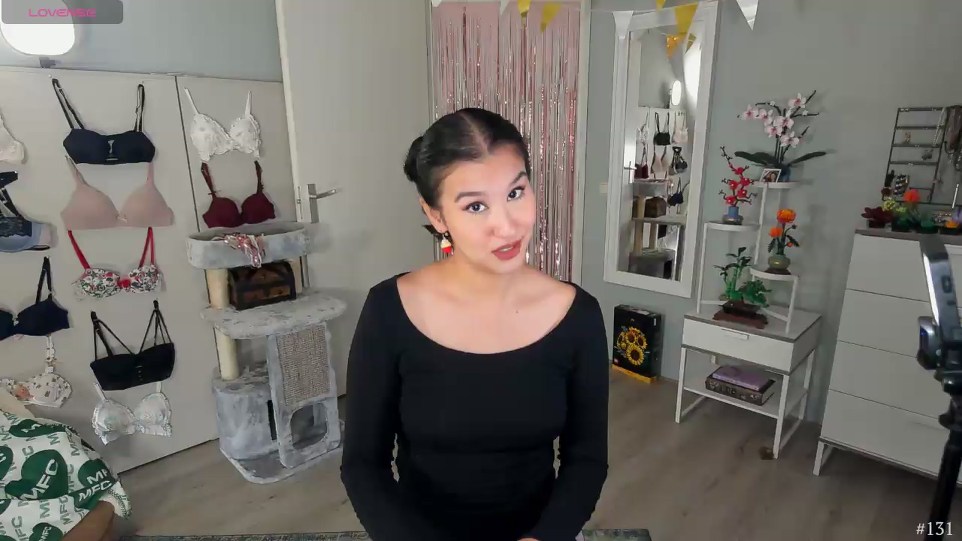 Gallery image thumbnail from MissFine's myfreecams stream on, 08/20/2026, 06:16 image 1 of 20