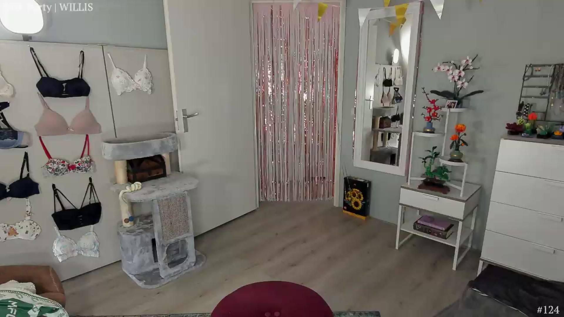 Gallery image thumbnail from MissFine's myfreecams stream on, 08/23/2026, 03:30 image 12 of 20