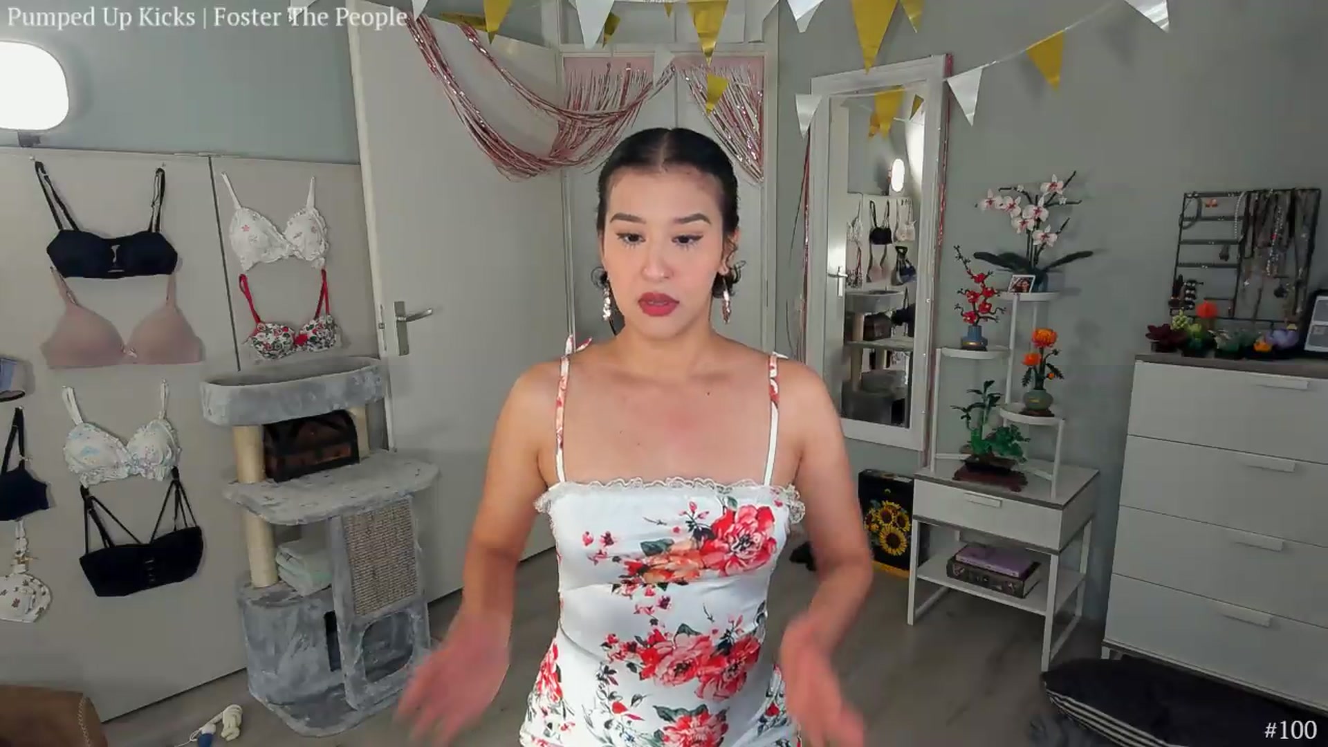 Gallery image thumbnail from MissFine's myfreecams stream on, 08/28/2026, 04:19 image 5 of 20