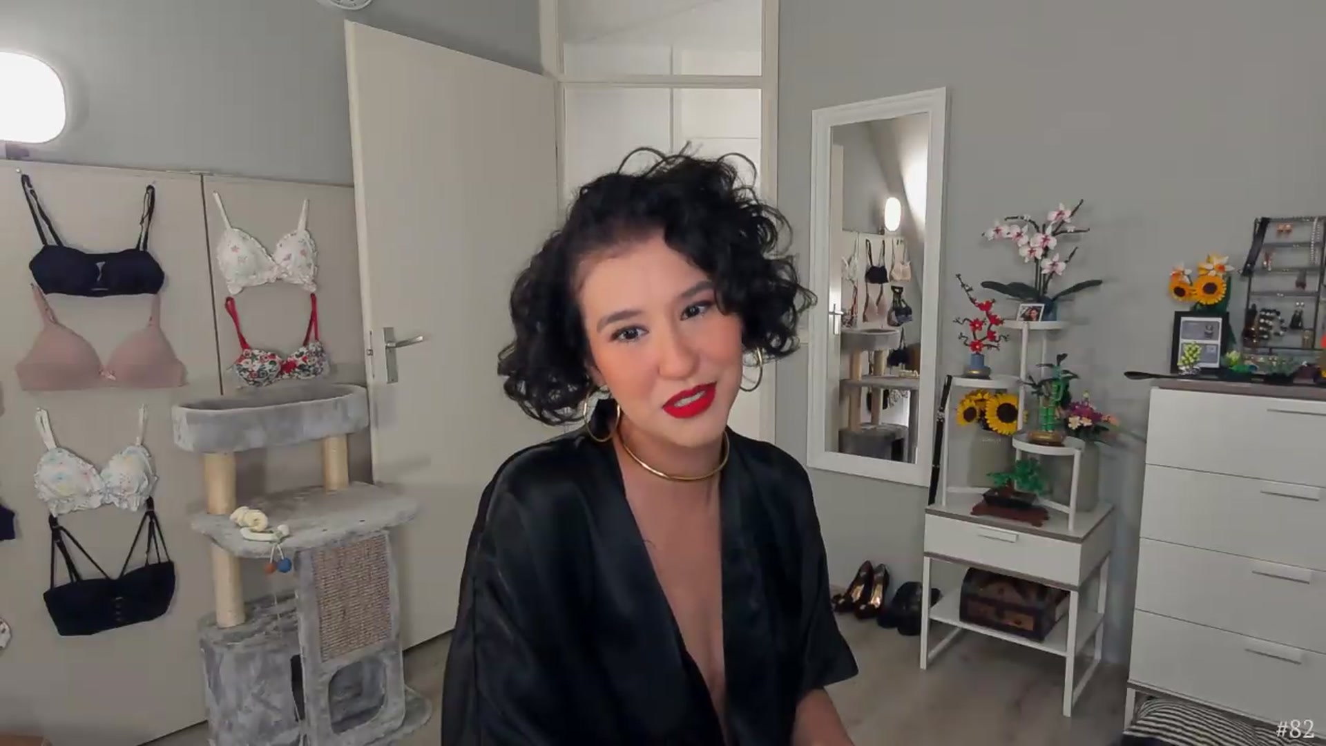 Gallery image thumbnail from MissFine's myfreecams stream on, 09/18/2026, 05:44 image 3 of 20