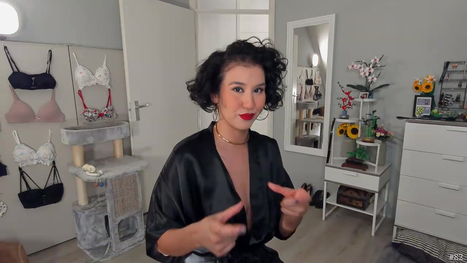 Gallery image thumbnail from MissFine's myfreecams stream on, 09/18/2026, 05:44 image 4 of 20