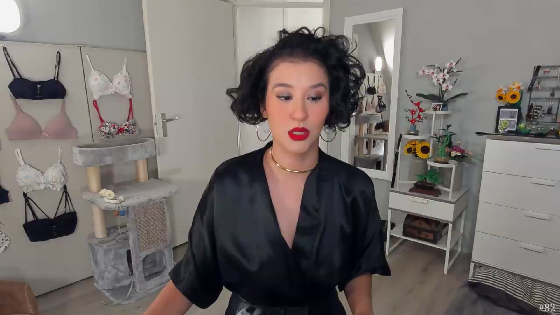 Gallery image thumbnail from MissFine's myfreecams stream on, 09/18/2026, 05:44 image 1 of 20