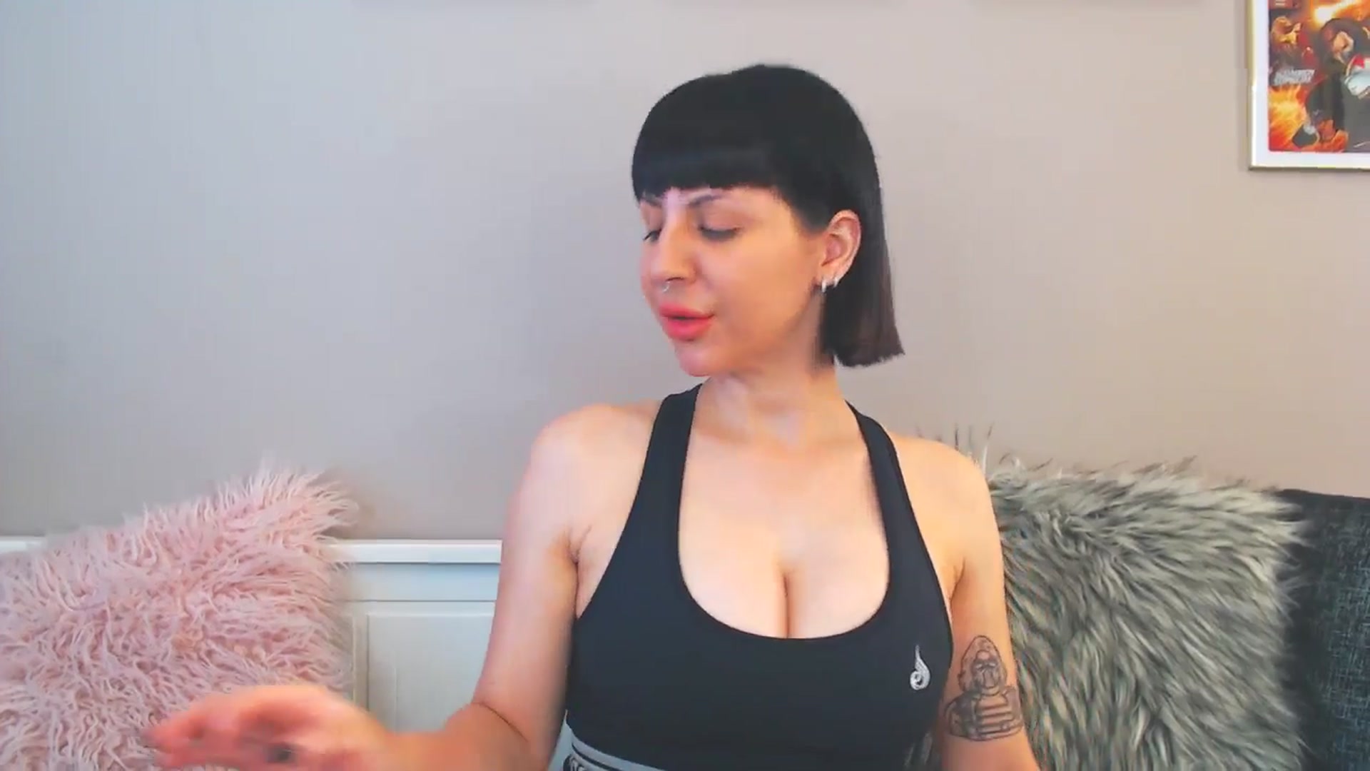 Gallery image thumbnail from MissFit_Amy's myfreecams stream on, 06/17/2025, 11:45 image 10 of 20
