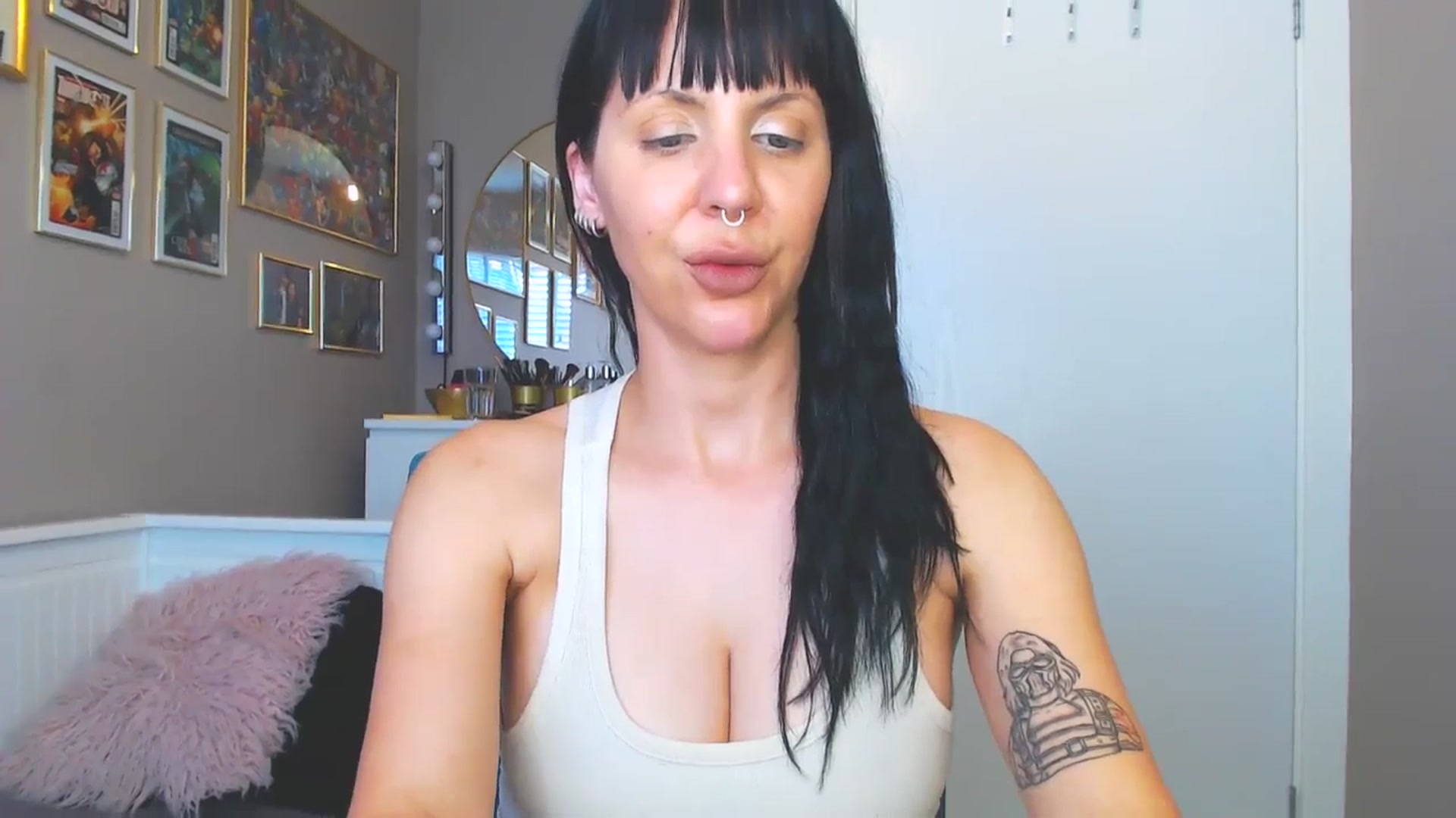 Gallery image thumbnail from MissFit_Amy's myfreecams stream on, 06/28/2025, 16:38 image 5 of 20