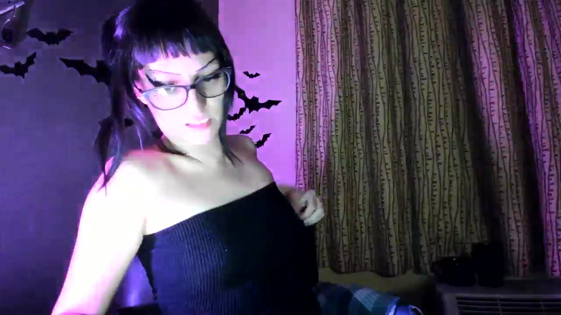 Gallery image thumbnail from MissFrankie's myfreecams stream on, 01/22/2026, 14:09 image 4 of 20