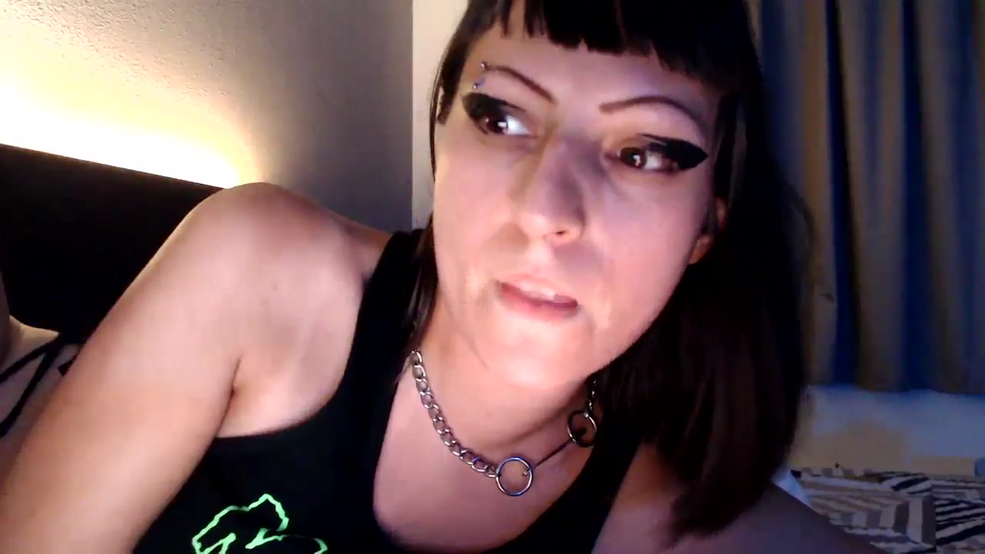 Gallery image thumbnail from MissFrankie_'s myfreecams stream on, 07/28/2024, 11:15 image 5 of 20
