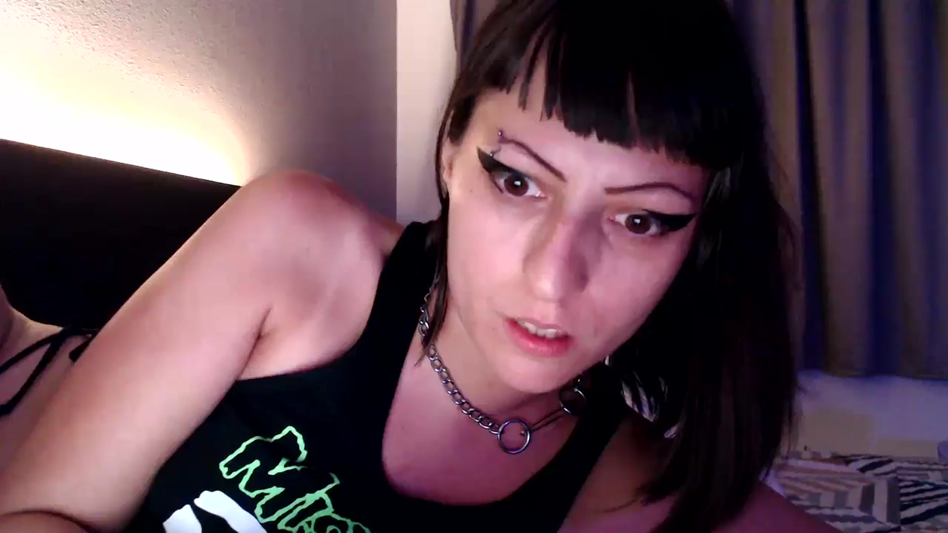 Gallery image thumbnail from MissFrankie_'s myfreecams stream on, 07/28/2024, 11:15 image 6 of 20