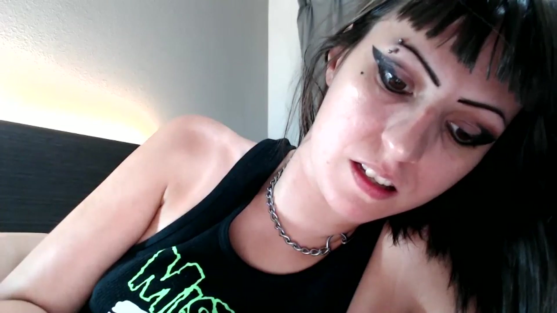 Gallery image thumbnail from MissFrankie_'s myfreecams stream on, 08/21/2024, 13:36 image 6 of 20