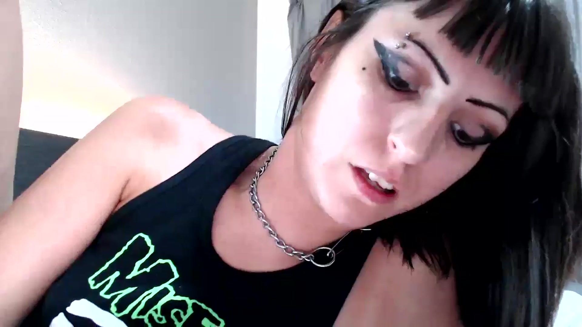 Gallery image thumbnail from MissFrankie_'s myfreecams stream on, 08/21/2024, 13:36 image 15 of 20