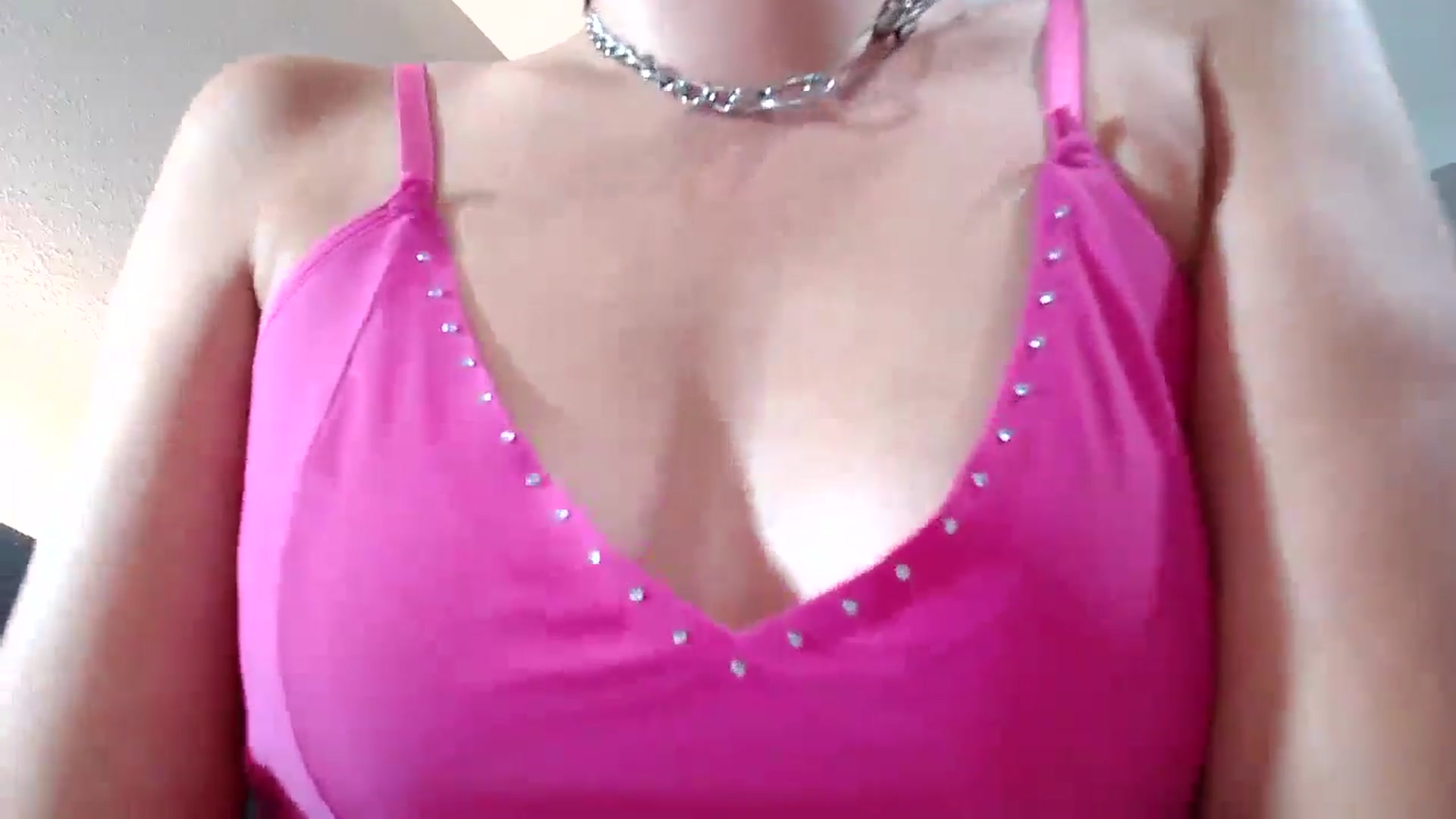Gallery image thumbnail from MissFrankie_'s myfreecams stream on, 08/29/2024, 11:01 image 18 of 20