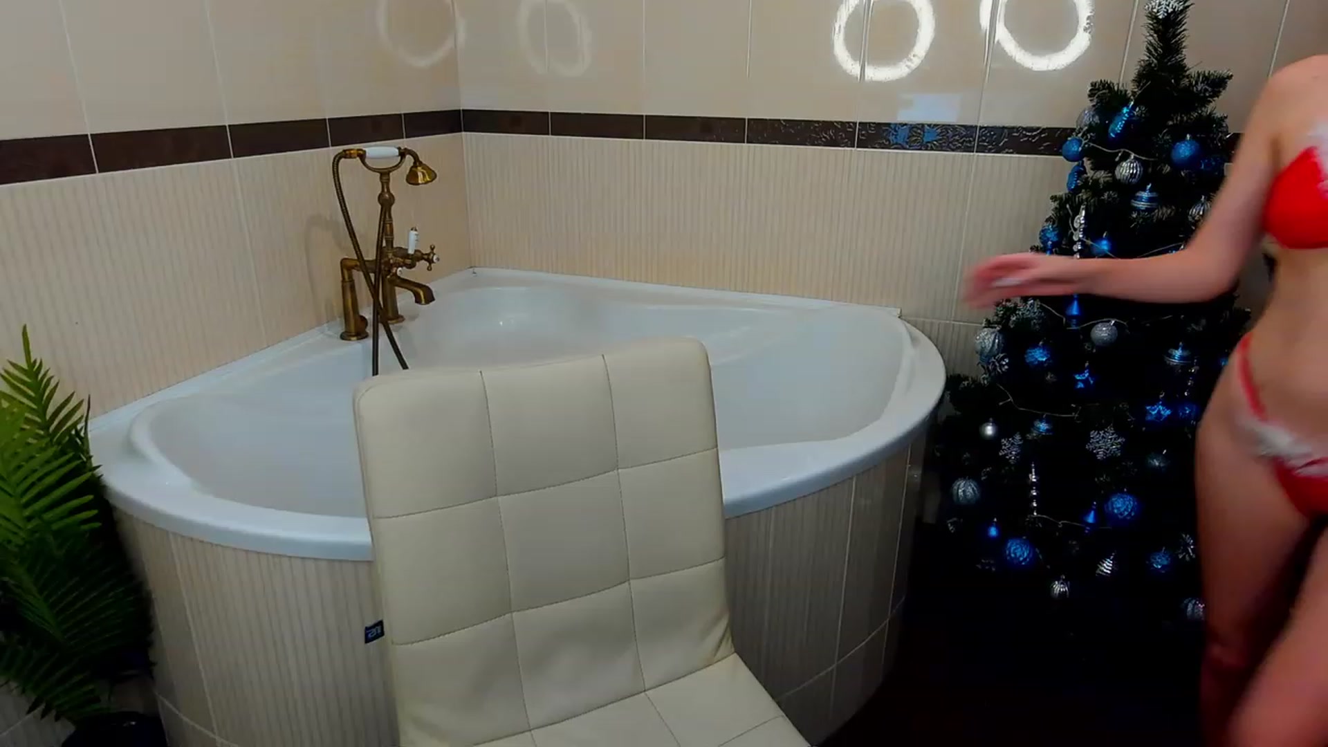 Gallery image thumbnail from MissGadriela's myfreecams stream on, 12/24/2022, 11:48 image 13 of 20