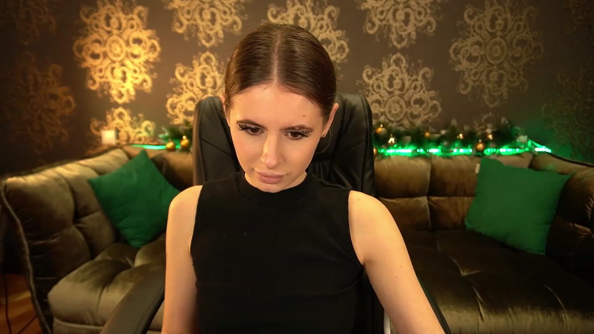 Gallery image thumbnail from MissGadriela's myfreecams stream on, 01/09/2023, 14:21 image 2 of 20