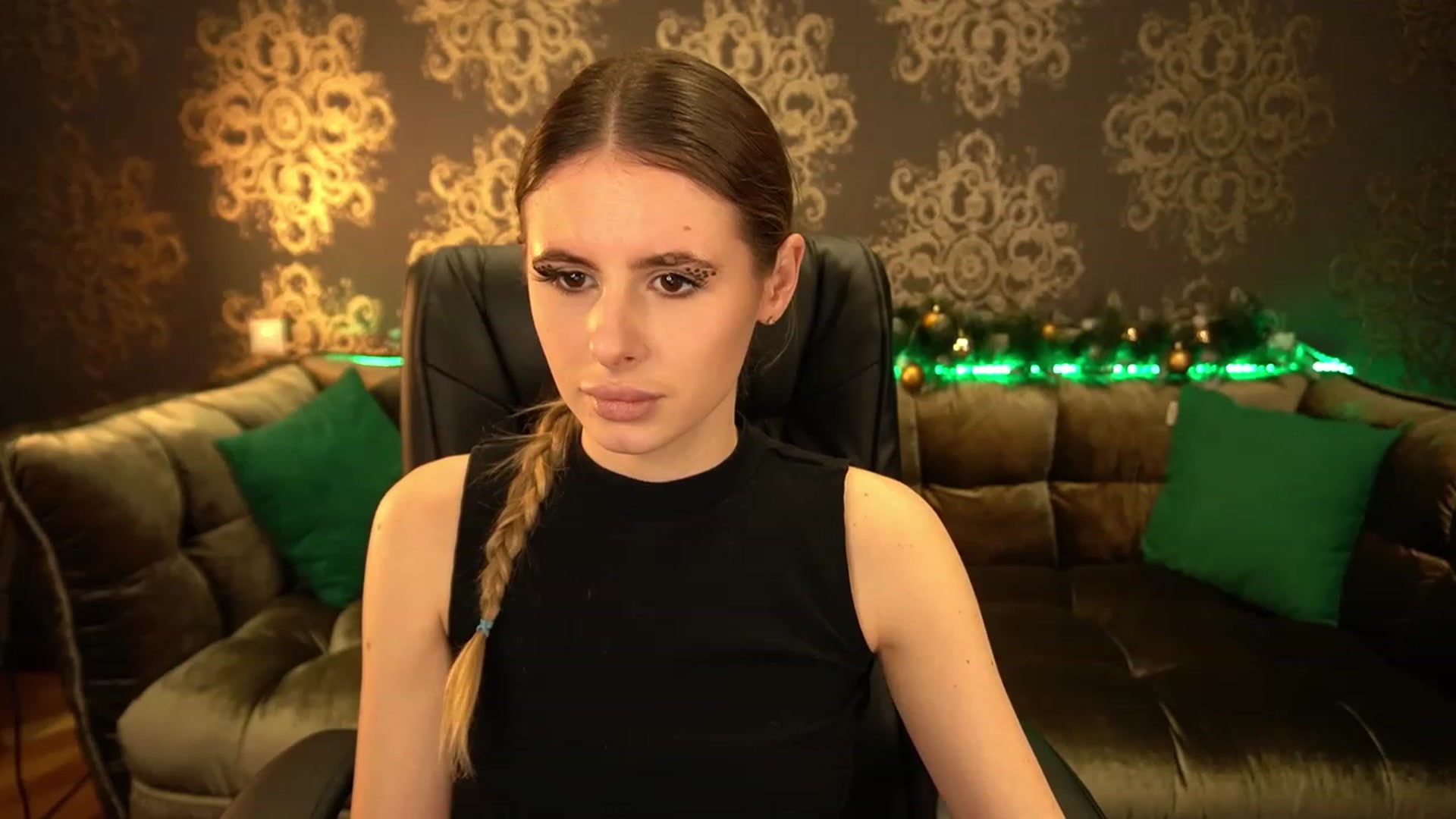 Gallery image thumbnail from MissGadriela's myfreecams stream on, 01/09/2023, 14:21 image 19 of 20