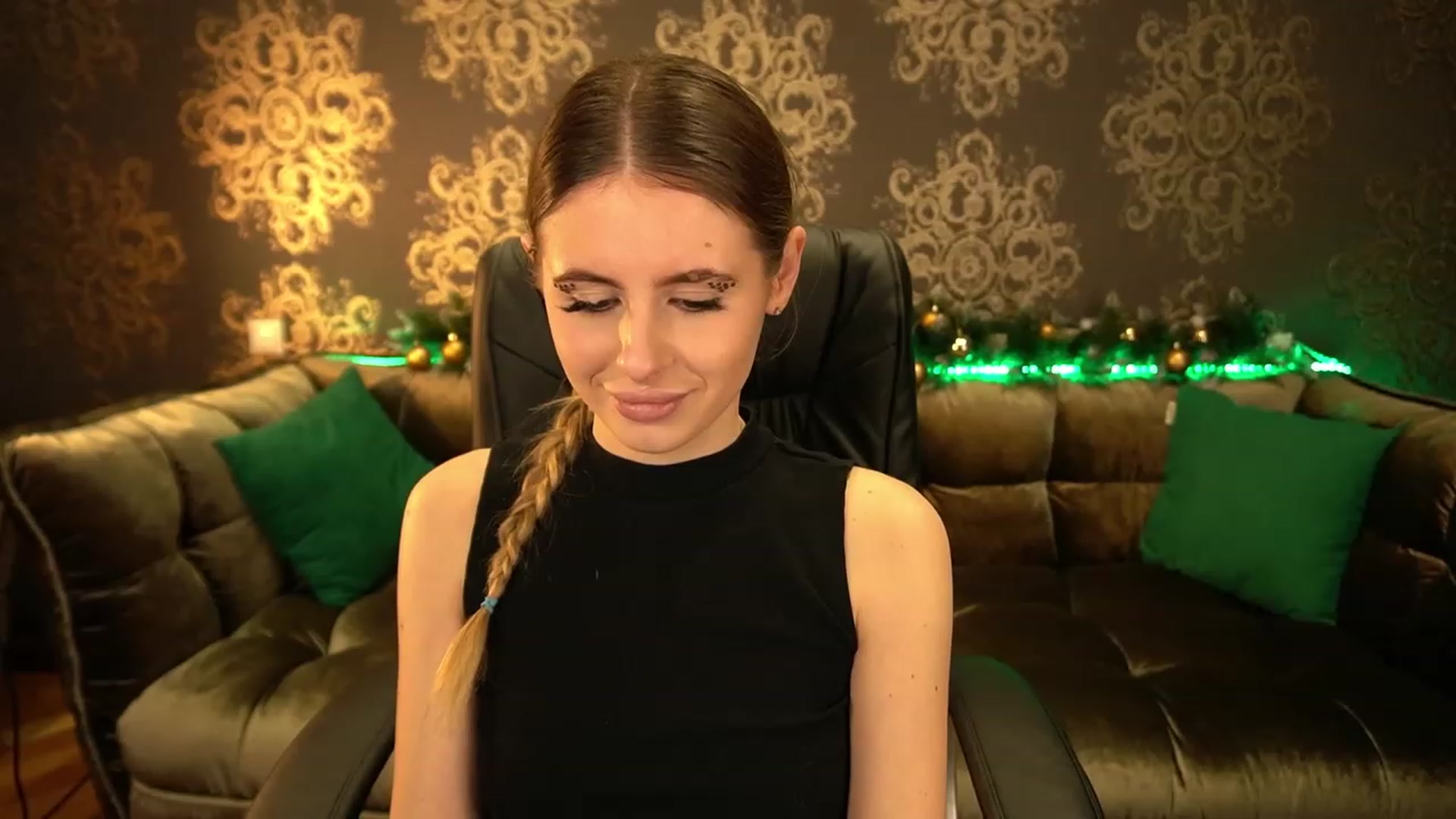Gallery image thumbnail from MissGadriela's myfreecams stream on, 01/09/2023, 14:21 image 3 of 20