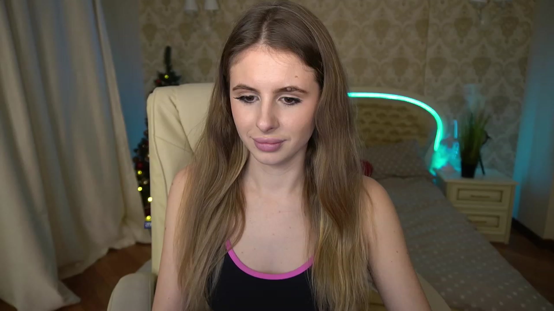 Gallery image thumbnail from MissGadriela's myfreecams stream on, 01/10/2023, 17:00 image 15 of 20