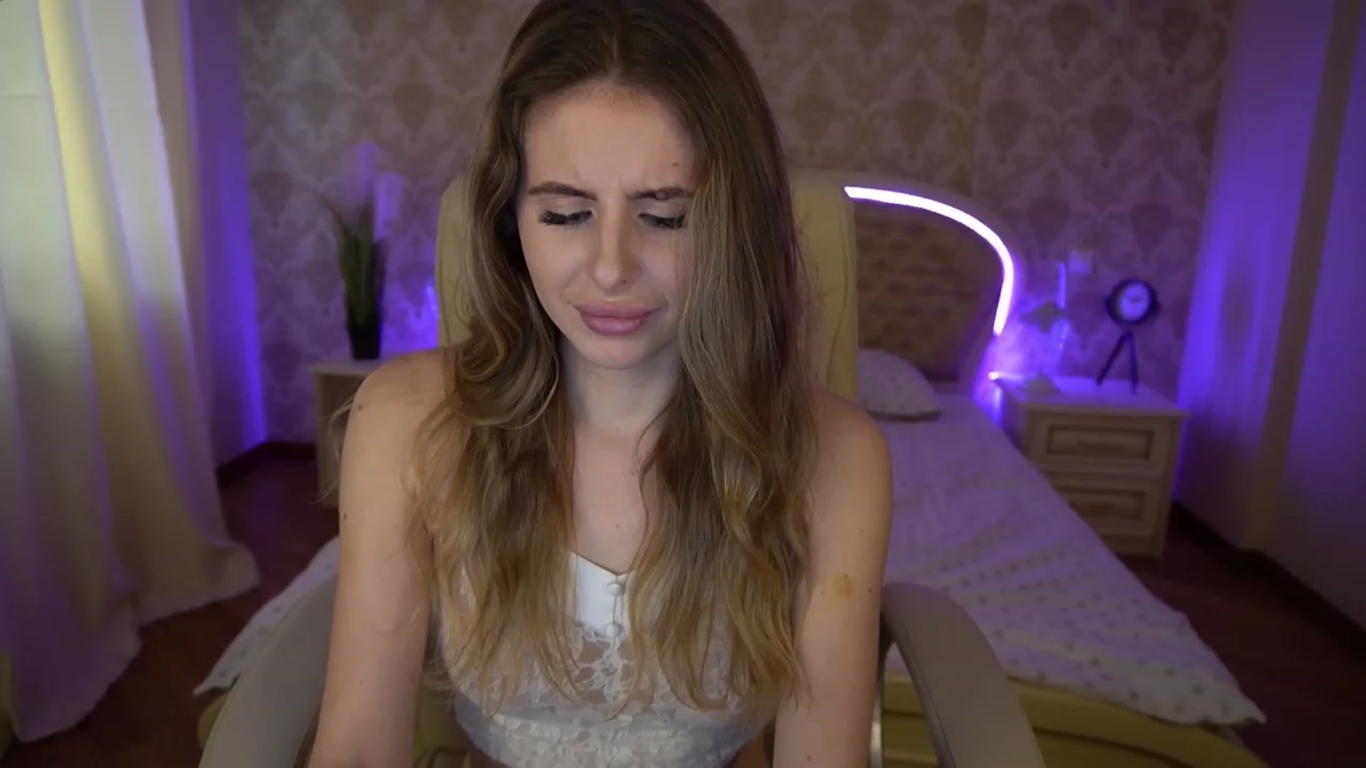 Gallery image thumbnail from MissGadriela's myfreecams stream on, 01/21/2023, 10:09 image 4 of 20