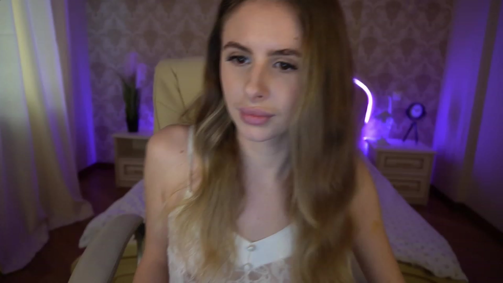 Gallery image thumbnail from MissGadriela's myfreecams stream on, 01/21/2023, 11:12 image 15 of 20